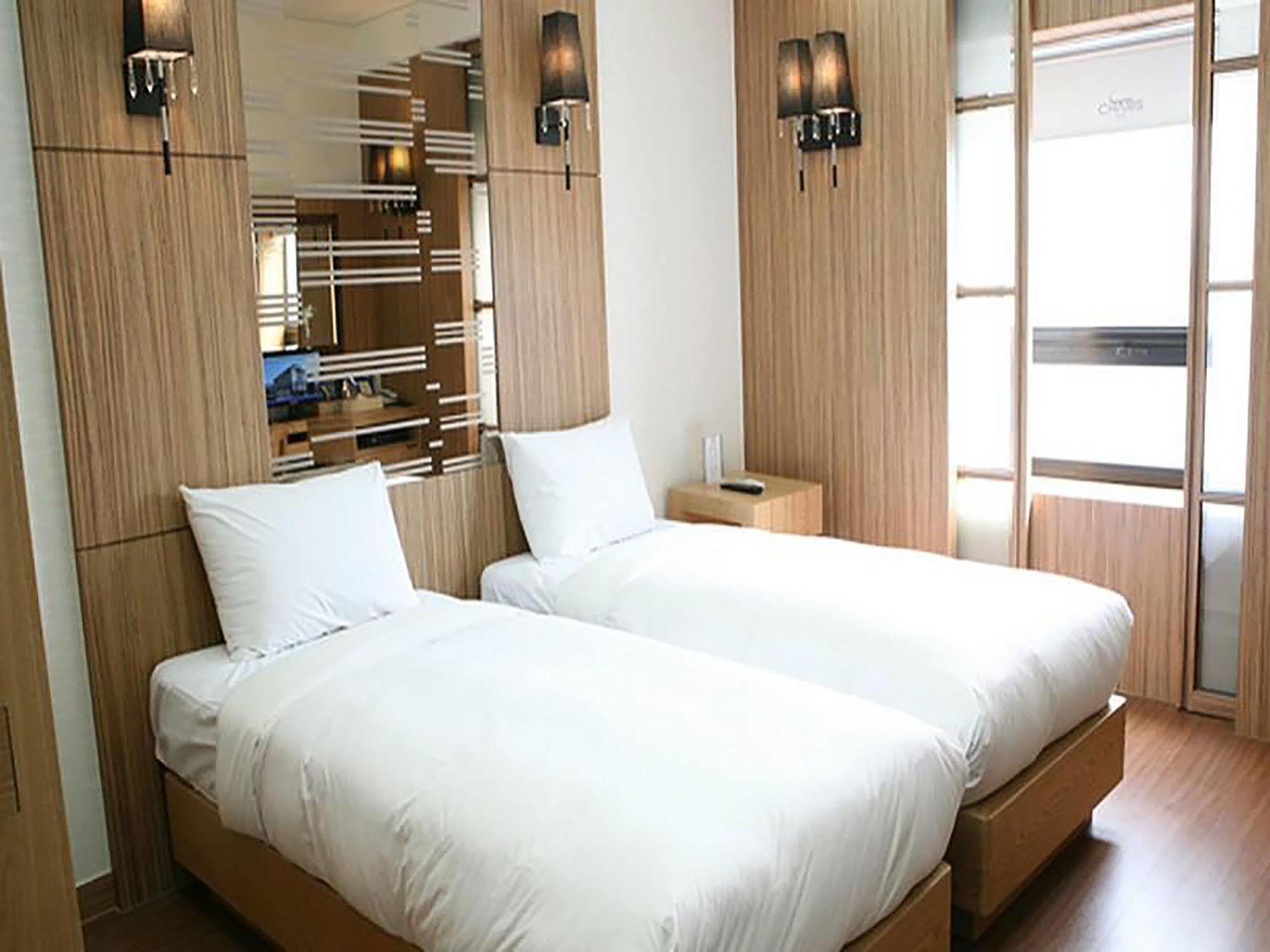Charis Hotel Inchon Exteriör bild
