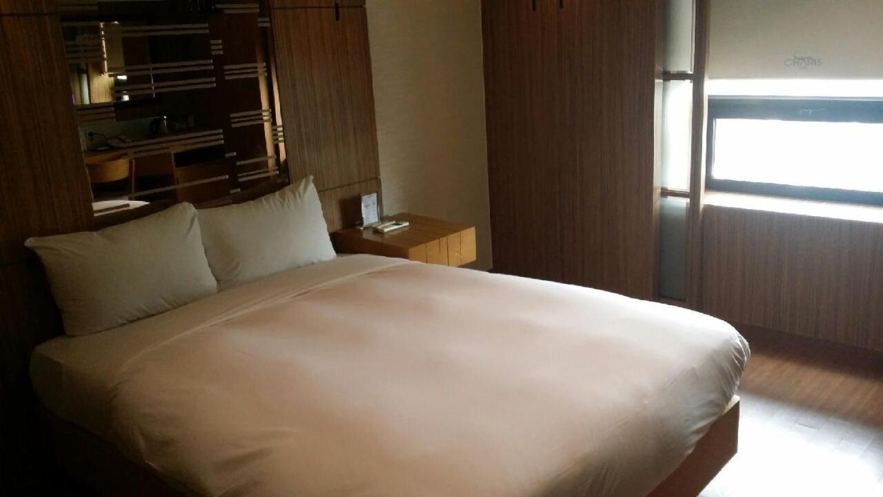 Charis Hotel Inchon Exteriör bild